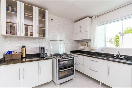 3_photo/94dce57aa7.64be89600eea995d-ATLAS-a36db93b-eb5d-4ff0-a836-5bf141776018.jpg de casa à venda com 4 quartos, 282m² em Capão da Imbuia, Curitiba