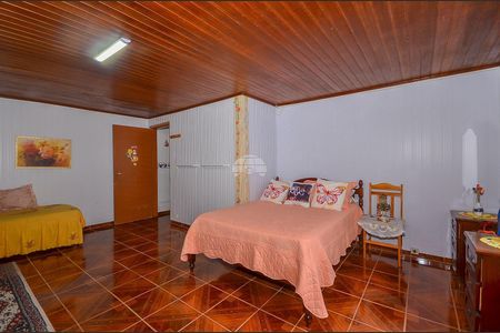 5_photo/94dce57bb1.50e5445118cb04be-ATLAS-8f81011d-3d39-4e9d-bf35-7934d7ab2e25.jpg de casa à venda com 5 quartos, 218m² em Capão da Imbuia, Curitiba