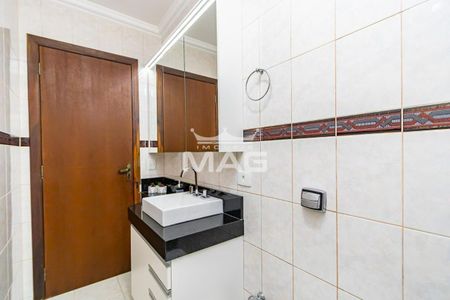8_photo/94dce57d01.f7b46fd9919be053-ATLAS-a3b31613-d1fa-43e6-8a19-b2678a8782df.jpg de casa à venda com 4 quartos, 152m² em Capão da Imbuia, Curitiba