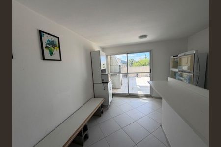 19_photo/94dce57d15.c4a0bdba0b5cdebe-ATLAS-a1239ef3-f5ba-45a6-b5d1-7c3311ebb22a.jpg de apartamento à venda com 3 quartos, 50m² em Capão da Imbuia, Curitiba