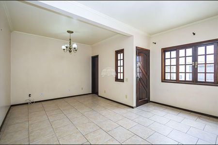 9_photo/94dce57d4b.badfd497b63a3b5d-ATLAS-674689fd-00f8-43a3-aa36-c96025be71ba.jpg de casa à venda com 3 quartos, 238m² em Capão da Imbuia, Curitiba