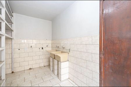 36_photo/94dce57d4b.badfd497b63a3b5d-ATLAS-b9583ef7-bb5e-4eb0-8e6c-e22f9e8d316a.jpg de casa à venda com 3 quartos, 238m² em Capão da Imbuia, Curitiba