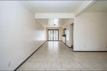 7_photo/94dce57d4b.badfd497b63a3b5d-ATLAS-bf428466-c783-4e2f-bdae-43542fa9b9a2.jpg de casa à venda com 3 quartos, 238m² em Capão da Imbuia, Curitiba