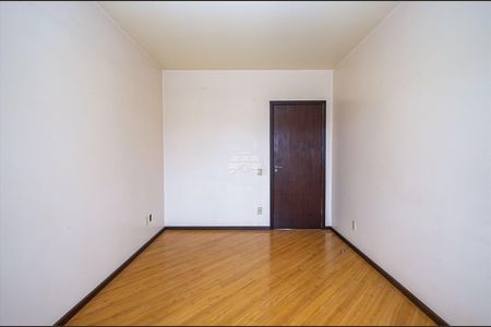 21_photo/94dce57d4b.badfd497b63a3b5d-ATLAS-deea33b1-6feb-48f9-91fe-3a4940b663cb.jpg de casa à venda com 3 quartos, 238m² em Capão da Imbuia, Curitiba