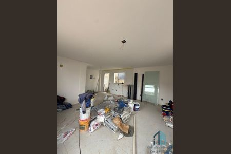 9_photo/94dce57dcd.2f15d505e37c7ac5-ATLAS-52eebe17-c841-42d3-98a7-c21768a57e21.jpg de casa à venda com 3 quartos, 115m² em Capão da Imbuia, Curitiba