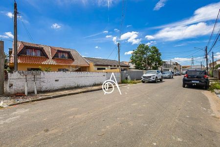 41_photo/94dce57ef3.445c0bca81181d7a-ATLAS-07b1bd44-cf36-4ba2-90a6-aae42ead8607.jpg de casa à venda com 4 quartos, 180m² em Capão da Imbuia, Curitiba