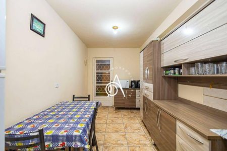 11_photo/94dce57ef3.445c0bca81181d7a-ATLAS-e0aa98dd-f0e7-47aa-8d15-77026a314fa4.jpg de casa à venda com 4 quartos, 180m² em Capão da Imbuia, Curitiba