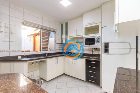 10_photo/94dce58069.4d1bfa3c23f2c4a1-ATLAS-59ec1e27-ba93-4f35-833f-4e0a060f0732.jpg de casa à venda com 3 quartos, 94m² em Bairro Alto, Curitiba