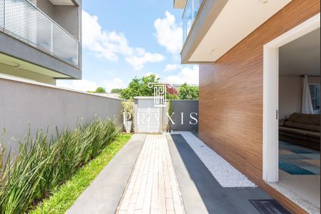 6_photo/94dce58071.35cd9221f0133683-ATLAS-16097e37-2d3d-42cf-a08d-a4eddc31a16f.jpg de casa à venda com 3 quartos, 94m² em Bairro Alto, Curitiba