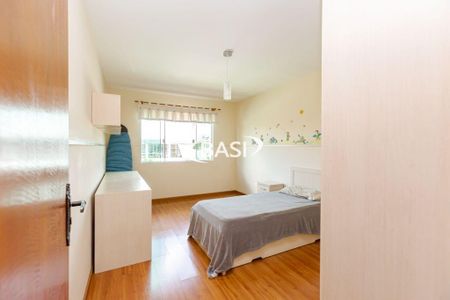 28_photo/94dce5809f.64ec706ebfd019e0-ATLAS-153234d1-9c09-4b6d-8a5a-435aaf281c5d.jpg de casa à venda com 3 quartos, 167m² em Bairro Alto, Curitiba