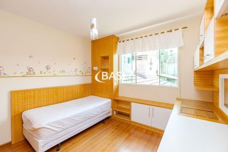 32_photo/94dce5809f.64ec706ebfd019e0-ATLAS-355f42e4-250b-4ec3-8b19-166e515c44da.jpg de casa à venda com 3 quartos, 167m² em Bairro Alto, Curitiba