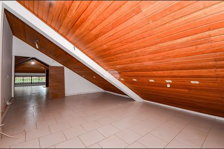 39_photo/94dce586f9.b9fa56e5fee19a34-ATLAS-6de55e0a-3eed-41b7-bad2-bc78b313be4f.jpg de casa à venda com 5 quartos, 358m² em Bairro Alto, Curitiba