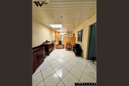 32_photo/94dce5871f.ec303efcb63f9924-ATLAS-480bee18-e4f9-4e78-be64-a9cbf9d51ae2.jpg de casa à venda com 3 quartos, 59m² em Bairro Alto, Curitiba