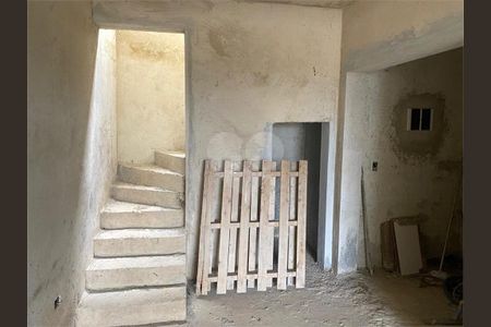 10_photo/94dce58925.1061d8d006d8df0d-ATLAS-2f0f9f5d-dee6-4726-840d-63c287d1806a.jpg de casa à venda com 4 quartos, 245m² em Bairro Alto, Curitiba