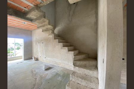 12_photo/94dce58925.1061d8d006d8df0d-ATLAS-e5f4a34e-99b2-498b-a80d-bad4c77bd75f.jpg de casa à venda com 4 quartos, 245m² em Bairro Alto, Curitiba