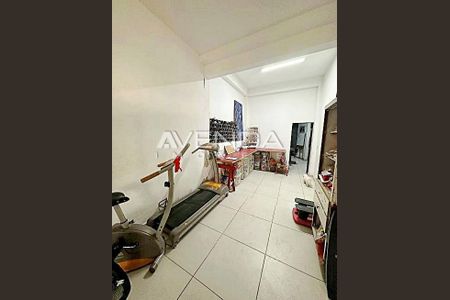 8_photo/94dce589db.3aed5bbd04158097-ATLAS-399318af-b4d9-48df-954a-a2b8a9d557c3.jpg de casa à venda com 3 quartos, 320m² em Bairro Alto, Curitiba