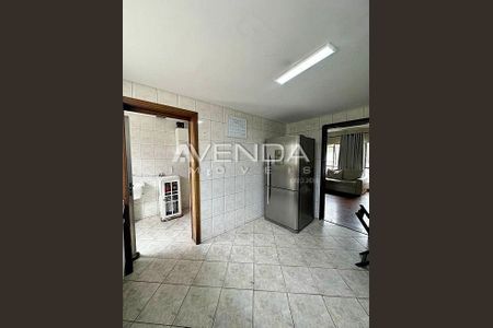 12_photo/94dce589db.3aed5bbd04158097-ATLAS-61b3aa6d-cc34-45b4-ad3e-4e0987f9df2e.jpg de casa à venda com 3 quartos, 320m² em Bairro Alto, Curitiba