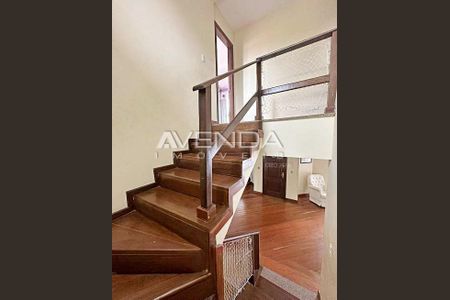 1_photo/94dce589db.3aed5bbd04158097-ATLAS-e42edf05-0be1-40b1-8b71-7c15c68e2024.jpg de casa à venda com 3 quartos, 320m² em Bairro Alto, Curitiba