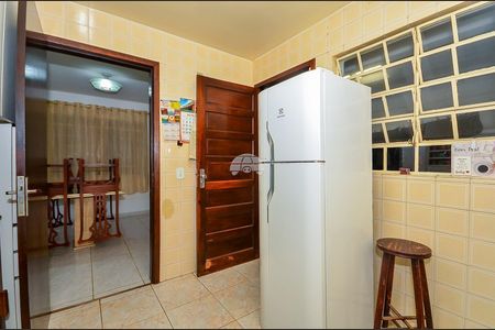 26_photo/94dce58a1f.123a33632886331f-ATLAS-95e3f003-5b4f-4fa0-ac98-50a3789f6a30.jpg de casa à venda com 3 quartos, 80m² em Bairro Alto, Curitiba