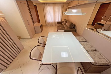 6_photo/94dce58a61.01cd8c81e4fec237-ATLAS-d19c1bf8-5c37-4680-a97f-b49499d2a2ce.jpg de casa para alugar com 3 quartos, 85m² em Bairro Alto, Curitiba