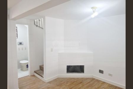 3_photo/94dce58b9f.f04b57bd2fda27c6-ATLAS-b69e3512-5c40-4c46-b1ac-f60baa581e8d.jpg de casa para alugar com 3 quartos, 88m² em Bairro Alto, Curitiba