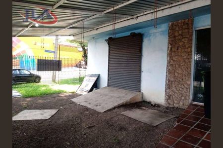 4_photo/94dce58c39.561dcad3d0cedf12-ATLAS-f73a5af6-e578-42b7-bc90-55b6372c58a4.jpg de casa à venda com 6 quartos, 259m² em Bairro Alto, Curitiba