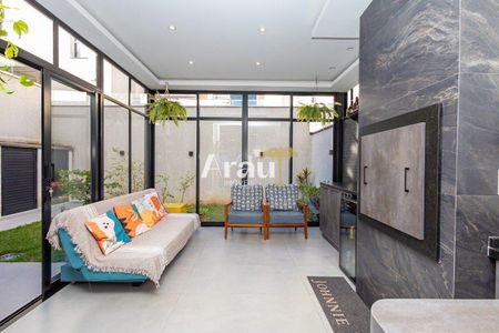 10_photo/94dce58ce3.828c431c7d69c527-ATLAS-5fac7e3f-e8b7-4937-8b4f-30181bba3d1a.jpg de casa para alugar com 3 quartos, 300m² em Bairro Alto, Curitiba