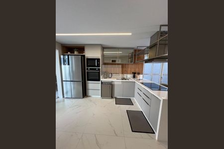 5_photo/94dce58cfd.5d0f389310efd202-ATLAS-27cd2f08-287b-49da-a5c9-d8fafc1b9a71.jpg de casa à venda com 5 quartos, 331m² em Bairro Alto, Curitiba