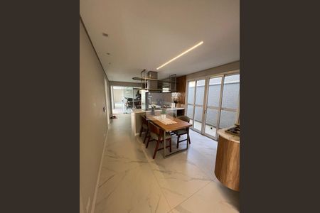 12_photo/94dce58cfd.5d0f389310efd202-ATLAS-e2146661-bb38-4a5c-8fdb-cc27ac0a6c82.jpg de casa à venda com 5 quartos, 331m² em Bairro Alto, Curitiba