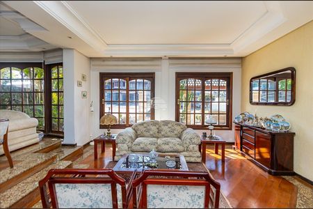 5_photo/94dce58e09.46ae6cbe0761d4fa-ATLAS-9230209e-7fd1-41a8-9f75-769885de2f73.jpg de casa à venda com 6 quartos, 600m² em Bairro Alto, Curitiba