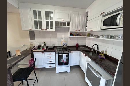 11_photo/94dce58f1b.d83f6bba92732ca4-ATLAS-bfc11bfc-d0b3-41d9-9ccf-a76f619431ae.jpg de casa à venda com 3 quartos, 100m² em Bairro Alto, Curitiba