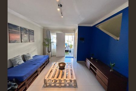 4_photo/94dce58f1b.d83f6bba92732ca4-ATLAS-eb2cca8f-ccf1-477b-a6ff-1fe32a730c7c.jpg de casa à venda com 3 quartos, 100m² em Bairro Alto, Curitiba