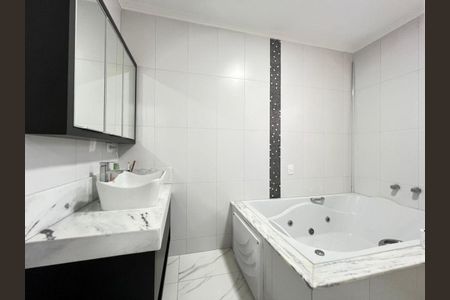 24_photo/94dce58f67.e9e7bffe1f964319-ATLAS-71fd2ec2-317f-465f-b488-ee6adfe14091.jpg de casa à venda com 3 quartos, 175m² em Bairro Alto, Curitiba