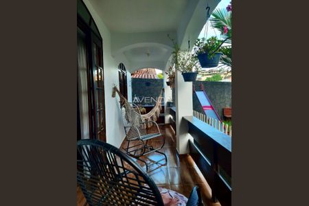 4_photo/94dce59223.dd63bef89a0f751f-ATLAS-e128fce2-e592-4ec8-a68e-116e662949db.jpg de casa à venda com 3 quartos, 150m² em Bairro Alto, Curitiba