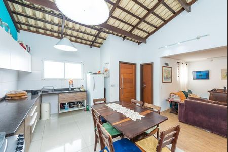 7_photo/94dce5927d.cdc422f0f5acc07d-ATLAS-db0f68de-399f-4503-a085-106cf9e5d68e.jpg de casa à venda com 4 quartos, 287m² em Bairro Alto, Curitiba