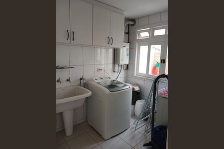 37_photo/94dce59f91.94cacd11540bb35e-ATLAS-d2f0ddca-2520-4232-a3f7-cff4dbbc1de3.jpg de casa à venda com 5 quartos, 330m² em Tarumã, Curitiba