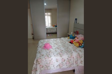 21_photo/94dce59f91.94cacd11540bb35e-ATLAS-e2c4d3c1-0a23-406e-b76b-09a5a940d334.jpg de casa à venda com 5 quartos, 330m² em Tarumã, Curitiba