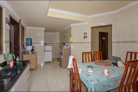 5_photo/94dce59fcd.7b28e6b5fcbf06af-ATLAS-6082470a-e2ee-4f56-aeb3-38c83e658aff.jpg de casa à venda com 3 quartos, 108m² em Tarumã, Curitiba