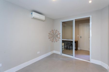 19_photo/94dce59fd3.aef4de6394ba8e6d-ATLAS-171706c9-2e8e-43d9-ac42-ce2ebf3e2b38.jpg de casa à venda com 4 quartos, 130m² em Tarumã, Curitiba