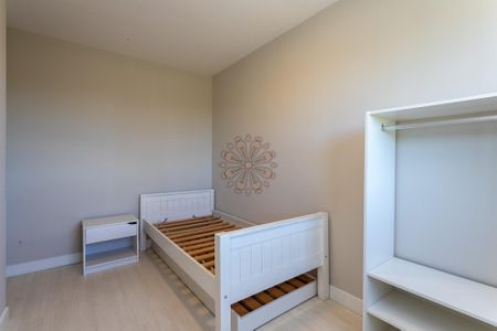 37_photo/94dce59fd3.aef4de6394ba8e6d-ATLAS-ae457e65-b823-46a9-a1eb-d665ac8a6667.jpg de casa à venda com 4 quartos, 130m² em Tarumã, Curitiba