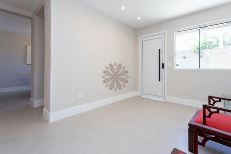 15_photo/94dce59fd3.aef4de6394ba8e6d-ATLAS-df8b0299-e3a5-4ae6-bf15-6ba236c946f1.jpg de casa à venda com 4 quartos, 130m² em Tarumã, Curitiba