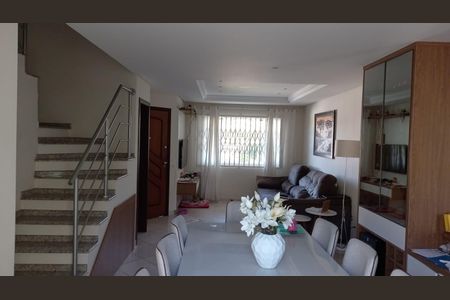 12_photo/94dce5a013.fbcd7a2e7ac63d93-ATLAS-9997a8b6-f4b7-4167-9b31-bf4d4fe6e5ca.jpg de casa à venda com 4 quartos, 218m² em Tarumã, Curitiba