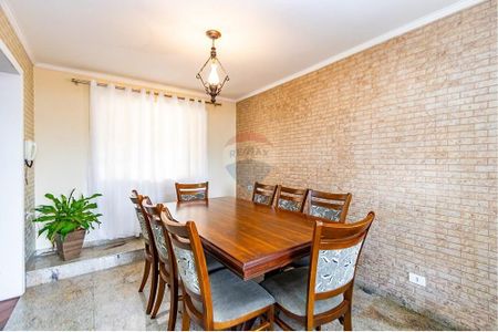 4_photo/94dce5a073.a49d907f0912b726-ATLAS-09e27eb6-15be-44db-8cbe-7fd5ee61b0b2.jpg de casa para alugar com 0 quarto, 210m² em Tarumã, Curitiba