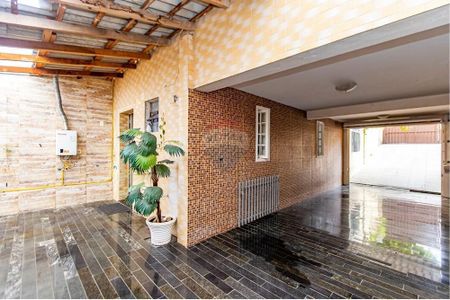 43_photo/94dce5a073.a49d907f0912b726-ATLAS-264e022f-3ca9-4450-86e0-00b0ddb6e9f3.jpg de casa para alugar com 0 quarto, 210m² em Tarumã, Curitiba