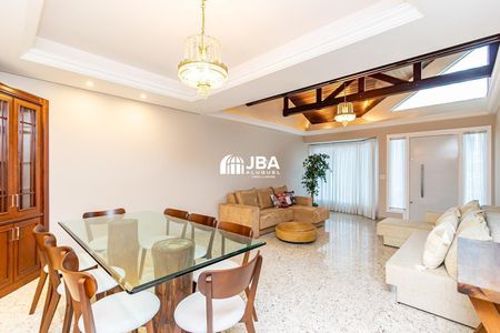 8_photo/94dce5a07b.69d57534b93d34f5-ATLAS-0e36f476-0d85-433d-93f2-77b8ee89aec9.jpg de casa para alugar com 3 quartos, 300m² em Cristo Rei, Curitiba