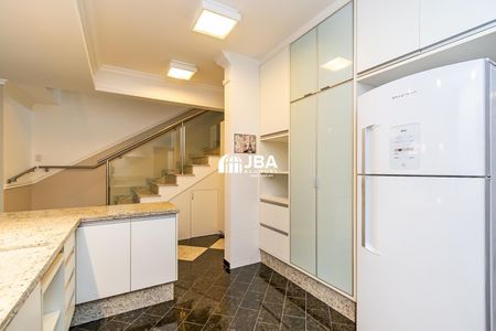 7_photo/94dce5a07b.69d57534b93d34f5-ATLAS-b7d3d39b-c07a-4094-8937-bdeeb1fab4c0.jpg de casa para alugar com 3 quartos, 300m² em Cristo Rei, Curitiba