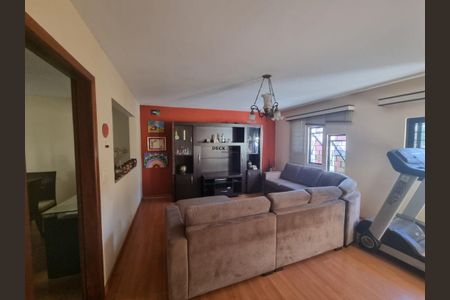 2_photo/94dce5a0cd.b760bf5d8bb46efe-ATLAS-212c19fe-ea45-44da-9bc4-572948cac2ce.jpg de casa à venda com 3 quartos, 127m² em Tarumã, Curitiba