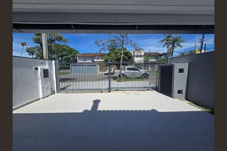 4_photo/94dce5a0e3.45f02ef6bff41bc6-ATLAS-3f9de987-9539-4f66-bf89-9d166843a9be.jpg de casa à venda com 4 quartos, 170m² em Tarumã, Curitiba