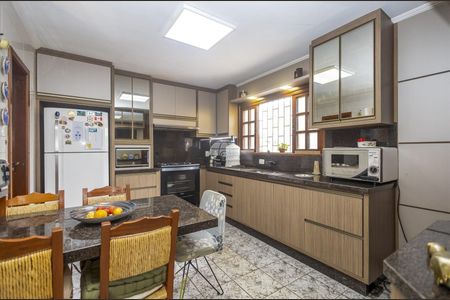 10_photo/94dce5a0e3.98aa73114e05fd3e-ATLAS-3f3565c0-4d1a-4d5c-bd84-944ec2521f8b.jpg de casa à venda com 3 quartos, 182m² em Tarumã, Curitiba