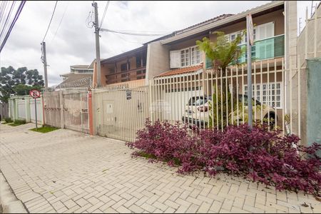 46_photo/94dce5a0e3.98aa73114e05fd3e-ATLAS-d8949acc-e653-4226-b443-5b35f09a979c.jpg de casa à venda com 3 quartos, 182m² em Tarumã, Curitiba